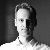 Doç. Dr.  Hüseyin Ayhan YAVAŞOĞLU